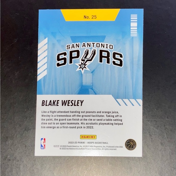 Blake Wesley - Arriving Now Insert 2022-23 Panini Hoops #25 - Picture 2 of 2